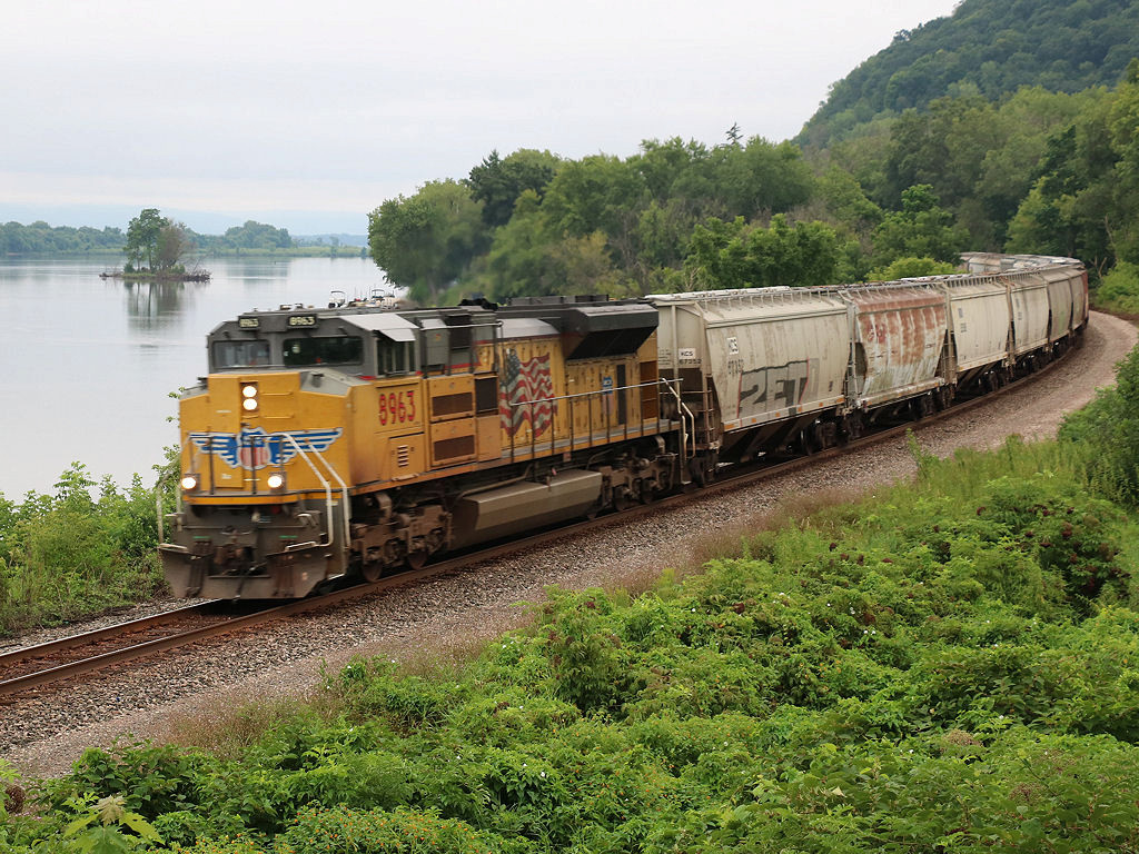 UP 8963